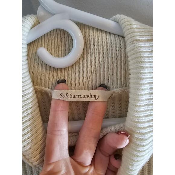 Soft Surroundings sz medium cream ribbed high low drop shoulder tunic sweater - Picture 2 of 3